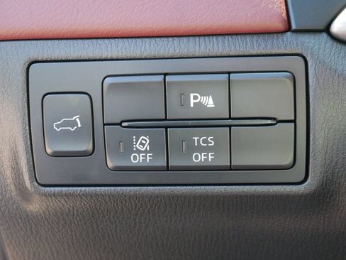 Used 2018 MAZDA CX-9 Signature AWD/4WD image 15