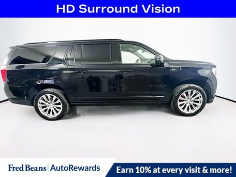 Used 2024 GMC Yukon XL Denali AWD/4WD image 10