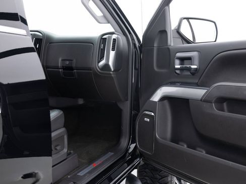 Used 2017 Chevrolet Silverado 1500 LTZ Z71 w/ LTZ Plus Package image 32