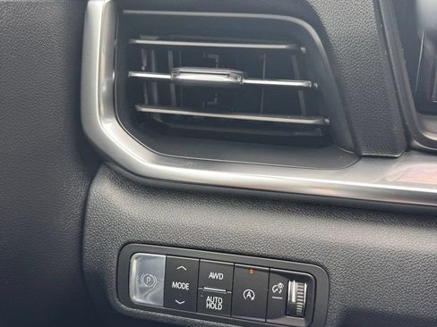 Used 2026 GMC Terrain Denali AWD/4WD image 21