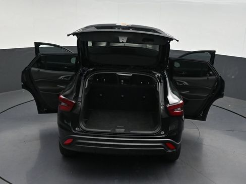 Used 2024 Chevrolet Trax LS FWD image 35