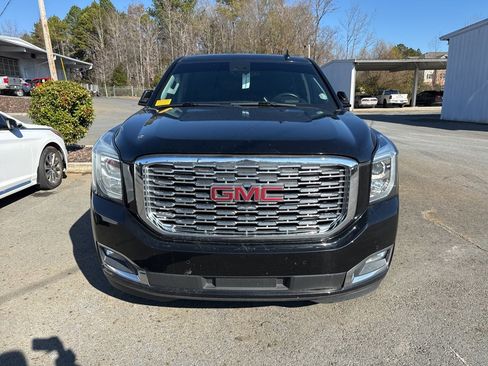 Used 2018 GMC Yukon XL Denali w/ Denali Ultimate Package image 2