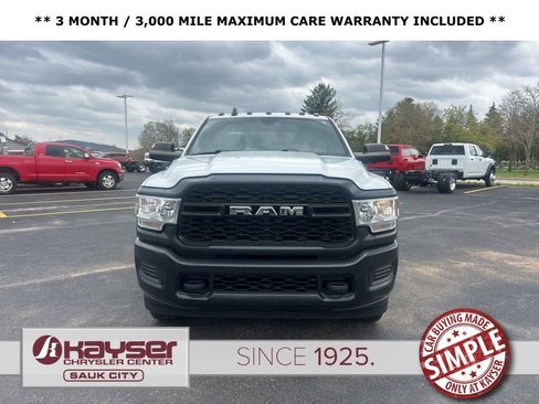 Certified 2022 RAM 2500 Tradesman AWD/4WD image 3