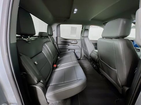 Used 2025 GMC Sierra 1500 SLT image 41