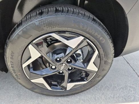 Used 2026 Kia Seltos S FWD image 4