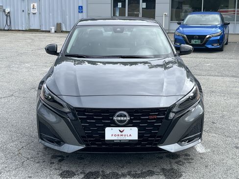 New 2026 Nissan Altima 2.5 SR AWD/4WD image 2