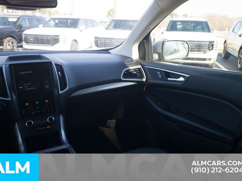Used 2024 Ford Edge SEL image 19