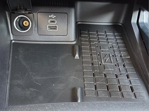 New 2025 Ford Bronco Sport Outer Banks w/ Sasquatch Outer Banks Package image 19