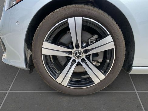 New 2025 Mercedes-Benz C 300 Sedan image 9