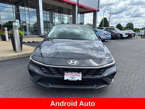 Used 2024 Hyundai Elantra Blue FWD image 10