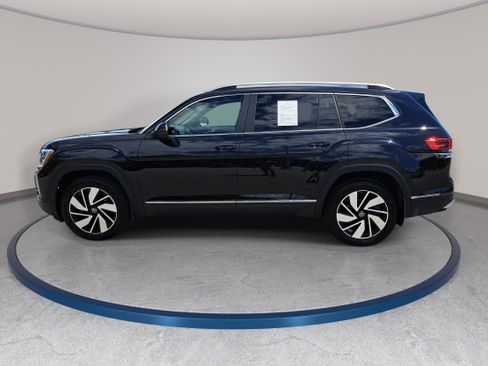 Certified 2025 Volkswagen Atlas SEL AWD/4WD image 8