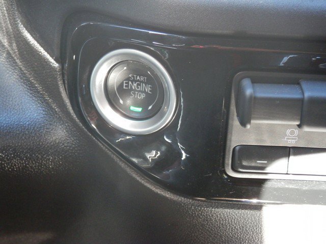 Used 2024 Chevrolet Silverado 1500 LT Trail Boss w/ Convenience Package II AWD/4WD image 27