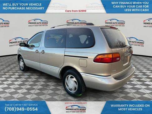 Used 2000 Toyota Sienna XLE image 7