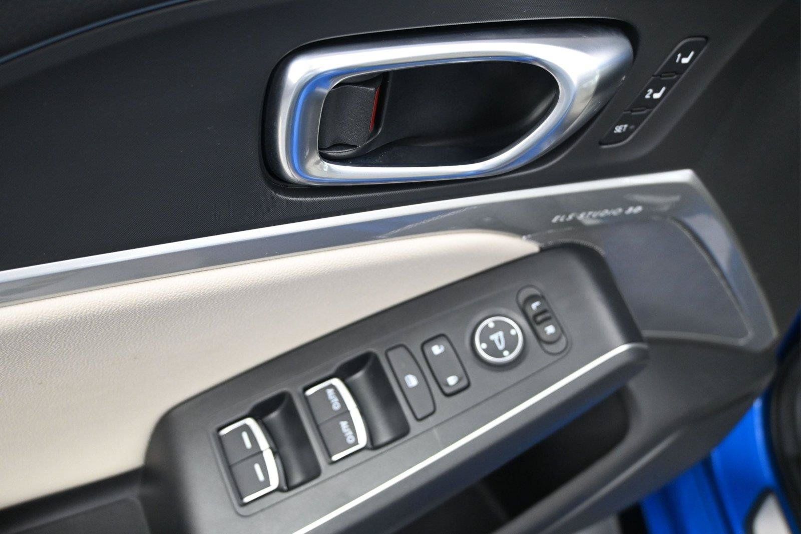 Certified 2026 Acura Integra A-Spec w/ Technology Package FWD image 9