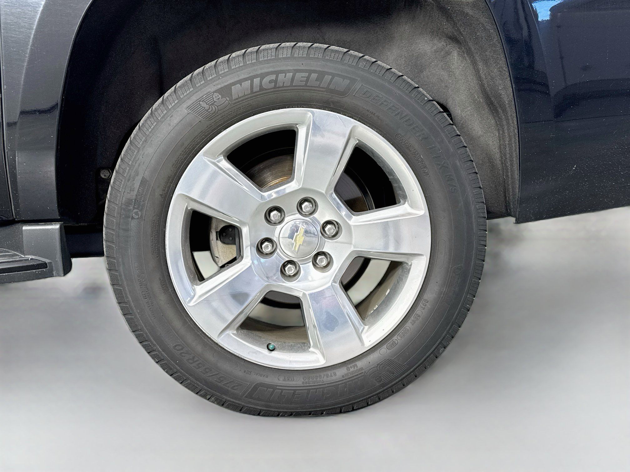 Used 2018 Chevrolet Suburban Premier w/ RST Edition AWD/4WD image 34