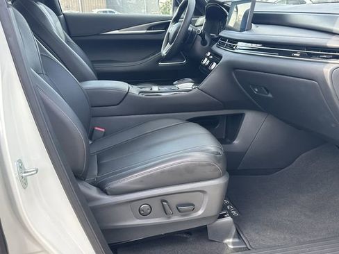 Used 2025 INFINITI QX60 Luxe w/ Black Edition AWD/4WD image 15