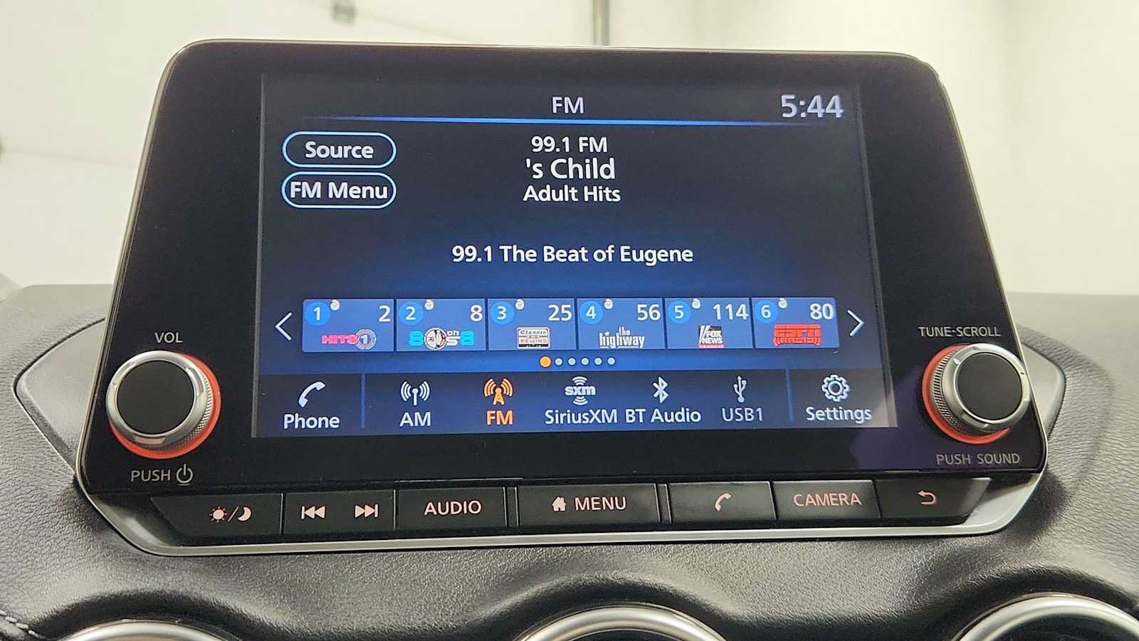 Used 2023 Nissan Sentra SV FWD image 18