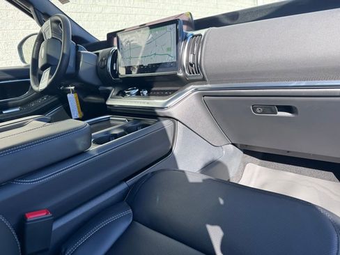 New 2026 Ford Expedition Platinum w/ Stealth Performance Package image 18