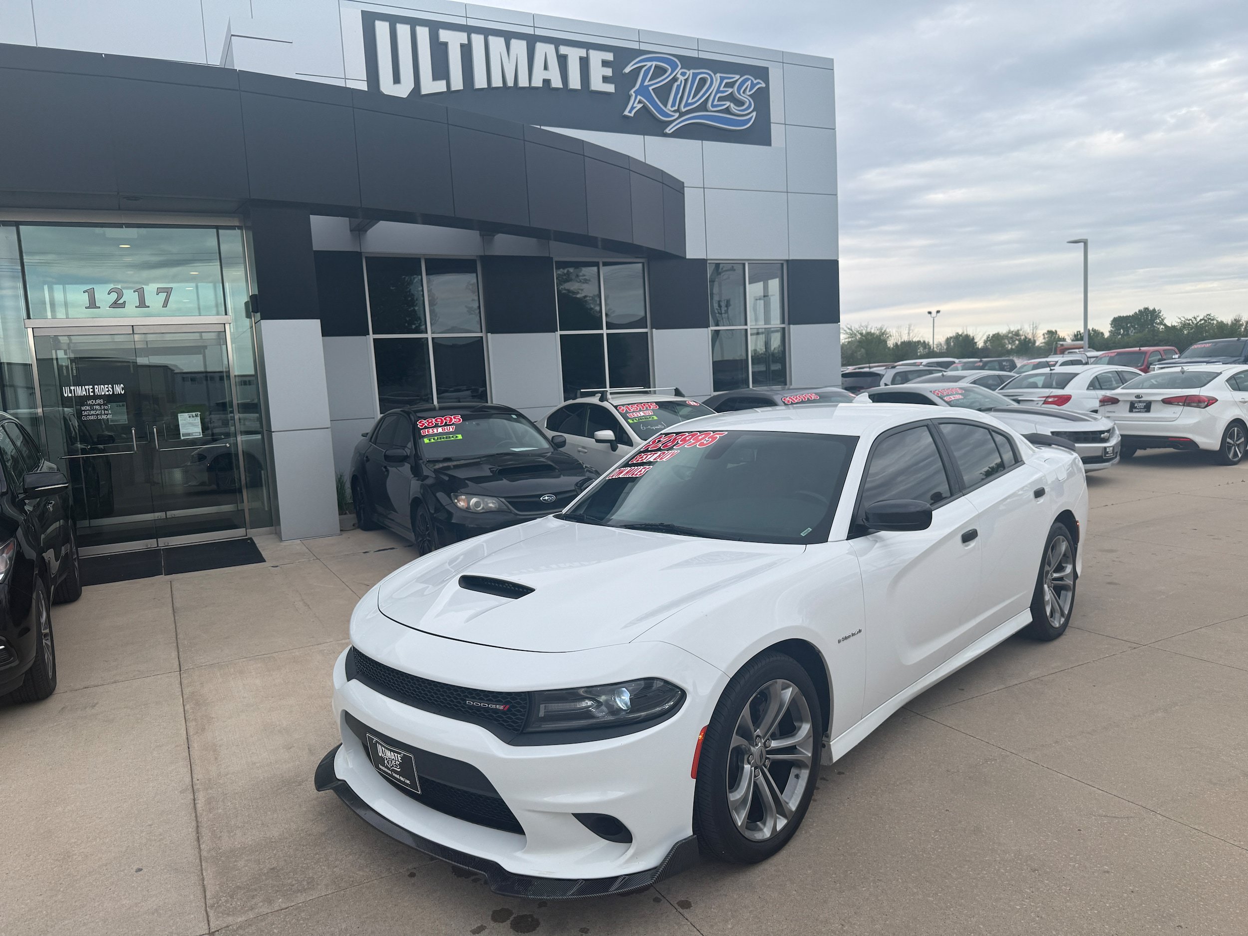 Used 2021 Dodge Charger R/T RWD image 1