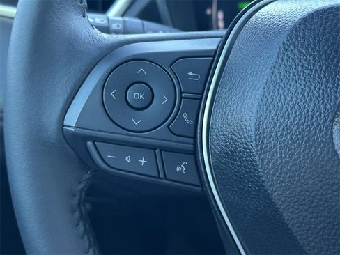 Used 2025 Toyota Corolla Cross AWD Hybrid image 36