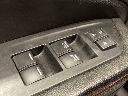 Used 2021 Honda Ridgeline Black Edition image 15