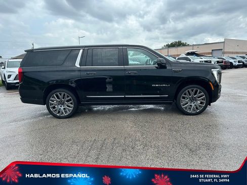 New 2026 GMC Yukon XL Denali Ultimate AWD/4WD image 4