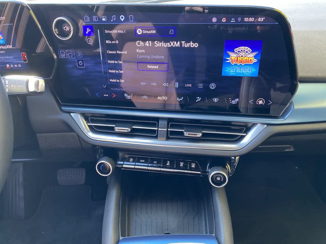 Used 2024 Chevrolet Equinox EV LT AWD/4WD image 23