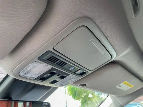 Used 2020 Honda Odyssey Elite image 26