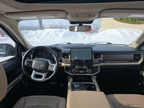 Used 2024 Ford Expedition Max Limited image 17