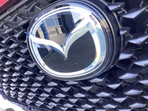 Used 2020 MAZDA CX-30 FWD w/ Select Package image 4