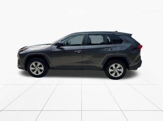Used 2023 Toyota RAV4 LE FWD video 4