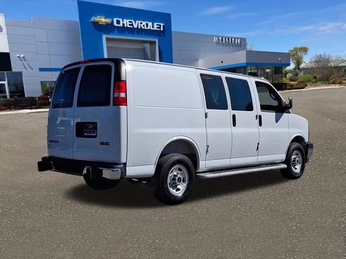 Used 2025 GMC Savana 2500 w/ Driver Convenience Package RWD image 23