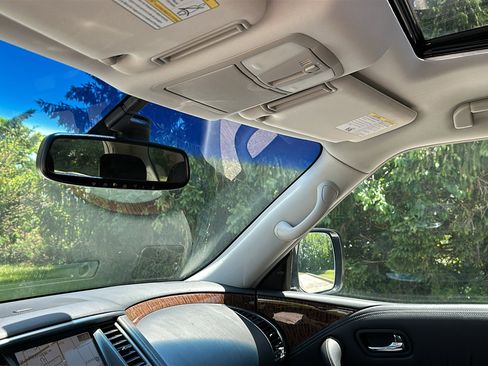 Used 2017 Nissan Armada SL AWD/4WD image 24