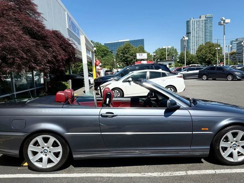 Used 2001 BMW 325Ci Convertible RWD image 15