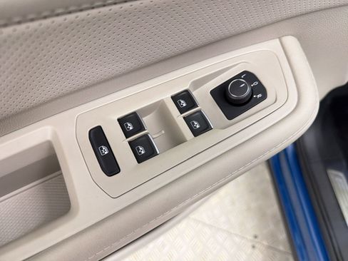 Used 2026 Volkswagen Atlas SE w/ Panoramic Sunroof Package FWD image 27