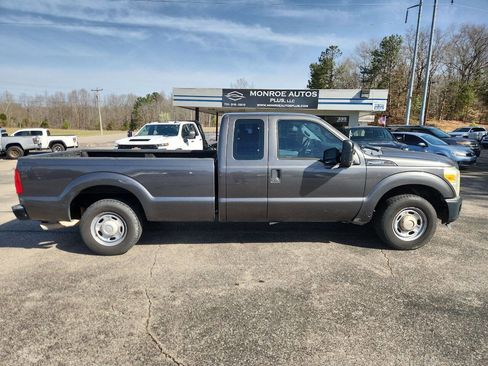 Used 2015 Ford F250 XL image 1