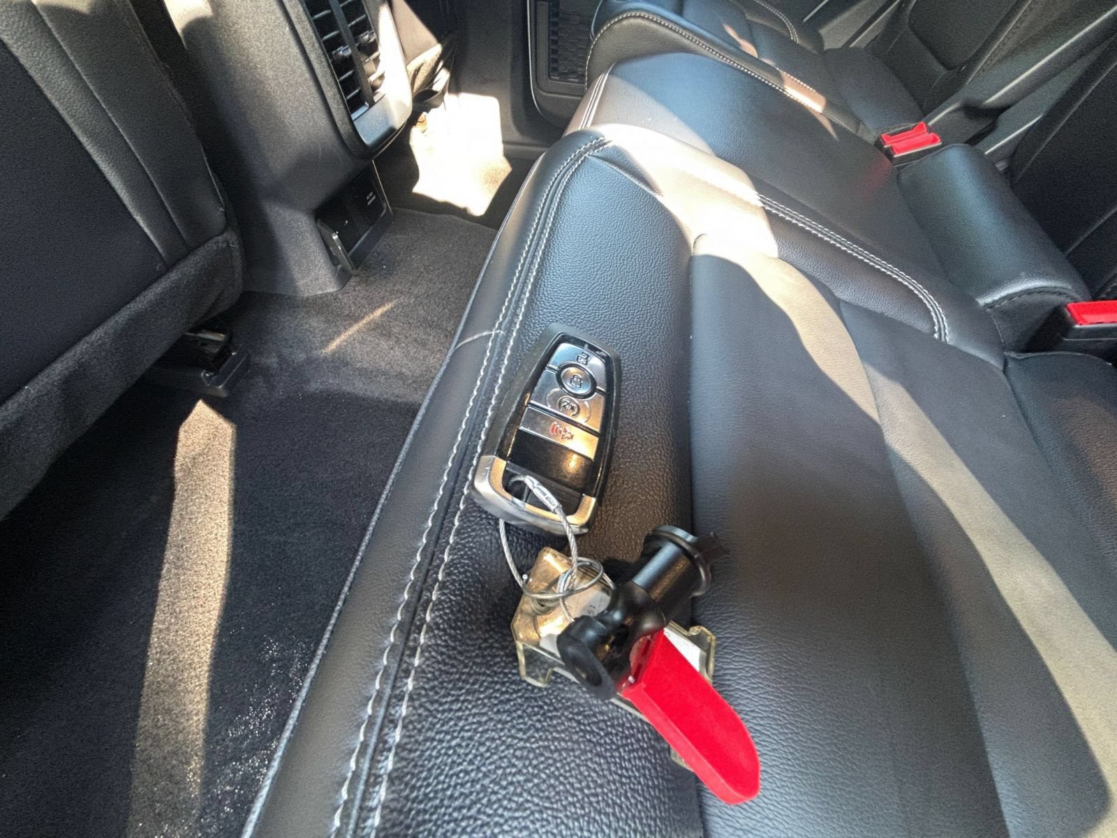 Used 2026 Ford Bronco Outer Banks AWD/4WD image 21