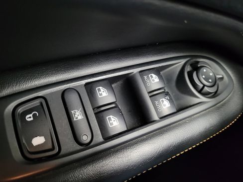 Used 2019 Jeep Compass Latitude w/ Popular Equipment Group AWD/4WD image 27