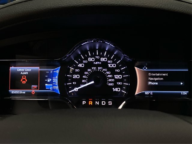 Used 2015 Lincoln MKS AWD w/ Equipment Group 101A image 22
