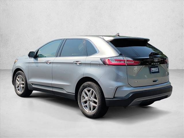 Used 2024 Ford Edge SEL AWD/4WD image 7