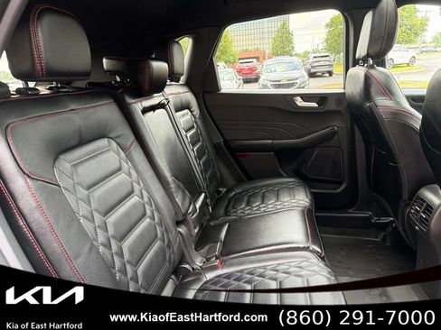 Used 2023 Ford Escape ST-Line Elite w/ Premium Technology Package AWD/4WD image 13