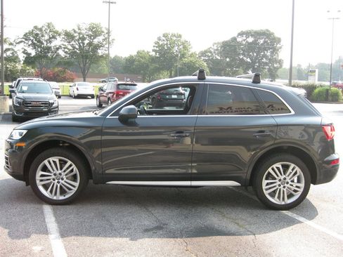 Used 2018 Audi Q5 2.0T Premium Plus w/ Premium Plus Package AWD/4WD image 5