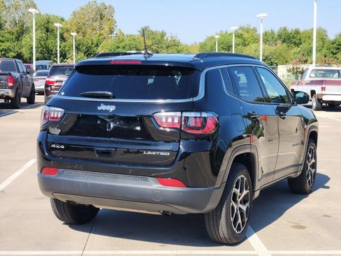 Used 2025 Jeep Compass Limited AWD/4WD image 5