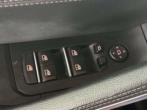 Used 2020 BMW X6 M50i w/ Executive Package image 13