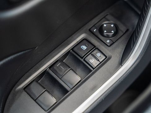 Certified 2025 Toyota RAV4 LE FWD image 39