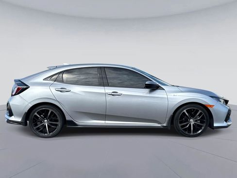 Used 2021 Honda Civic Sport image 2