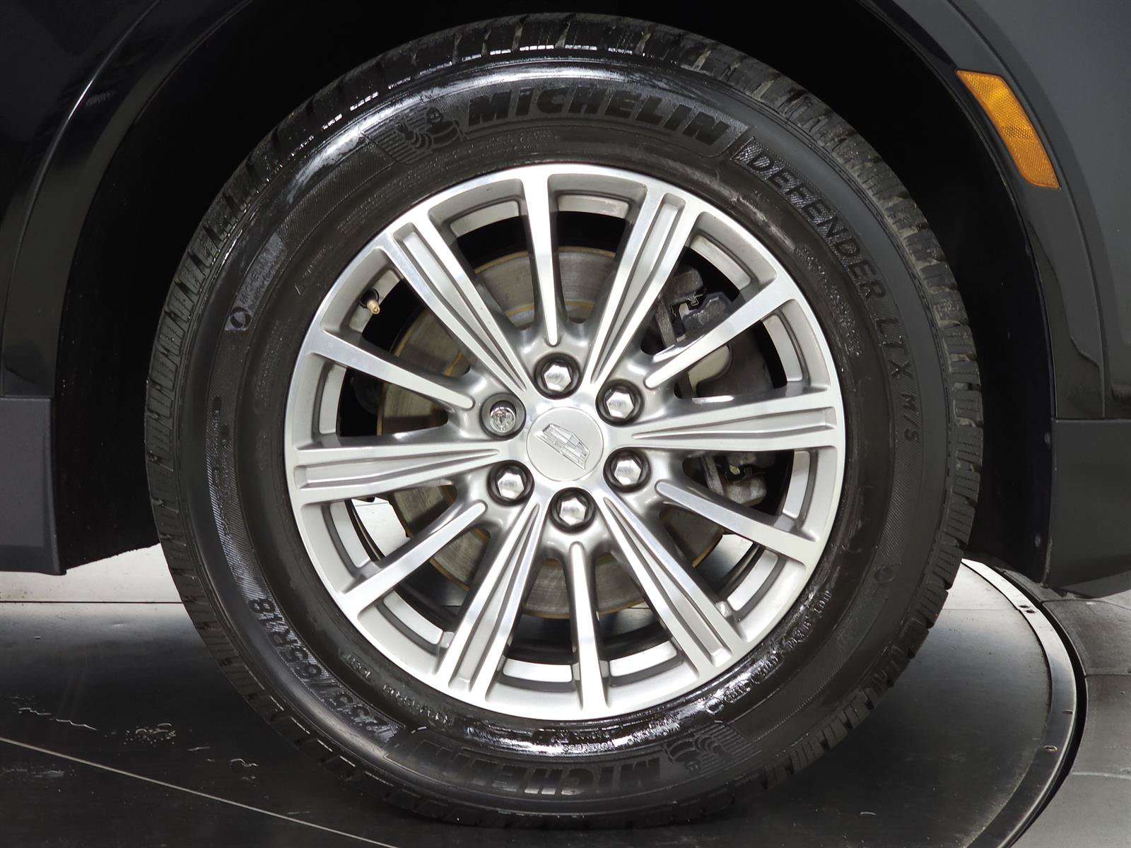 Used 2019 Cadillac XT5 Luxury AWD/4WD image 12