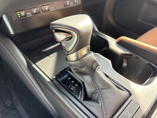 Certified 2024 Lexus ES 350 w/ Premium Package FWD image 20