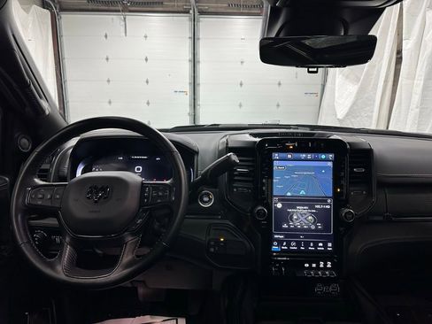 Used 2024 RAM 2500 Limited image 16