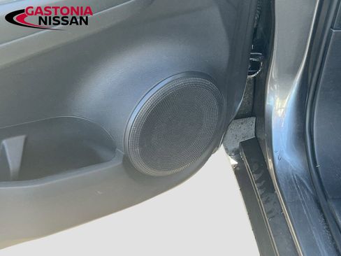 Used 2023 Nissan Kicks S image 23